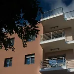 Laura Apartment *